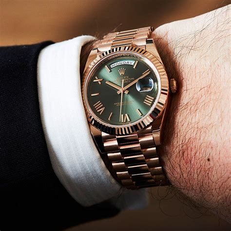 rose gold presidential rolex green face